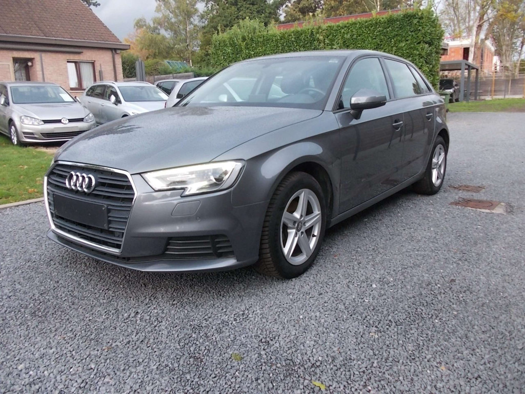 Audi A3 A3 30 TFSI Sportback NAVI-XENON-CRUISE-PDC v+a