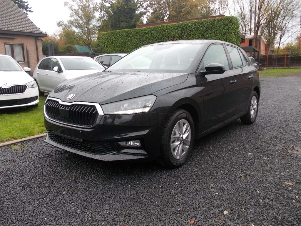 Škoda Fabia Fabia 1.0 TSI DSG NAVI-CARPLAY-LED-CRUISE-LANE…