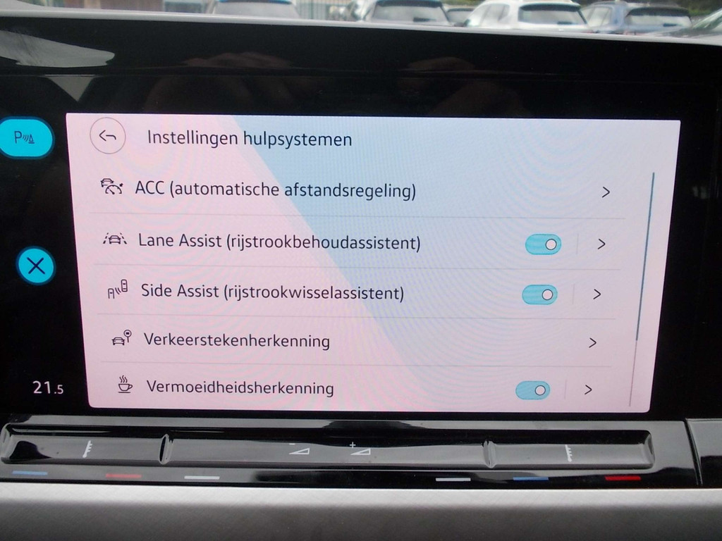 Volkswagen Golf Variant Golf Variant 1.0 TSI NAVI-LED-CAMERA-DAB-CARPLAY